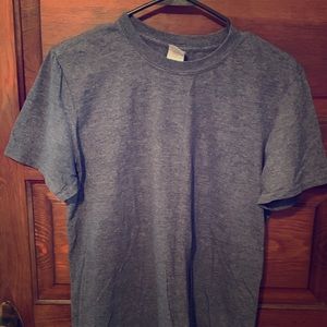 Men’s T-shirt size medium